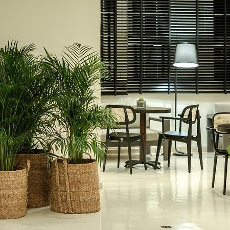 Bitzaro Palace Hotel Kalamaki  Luaran gambar