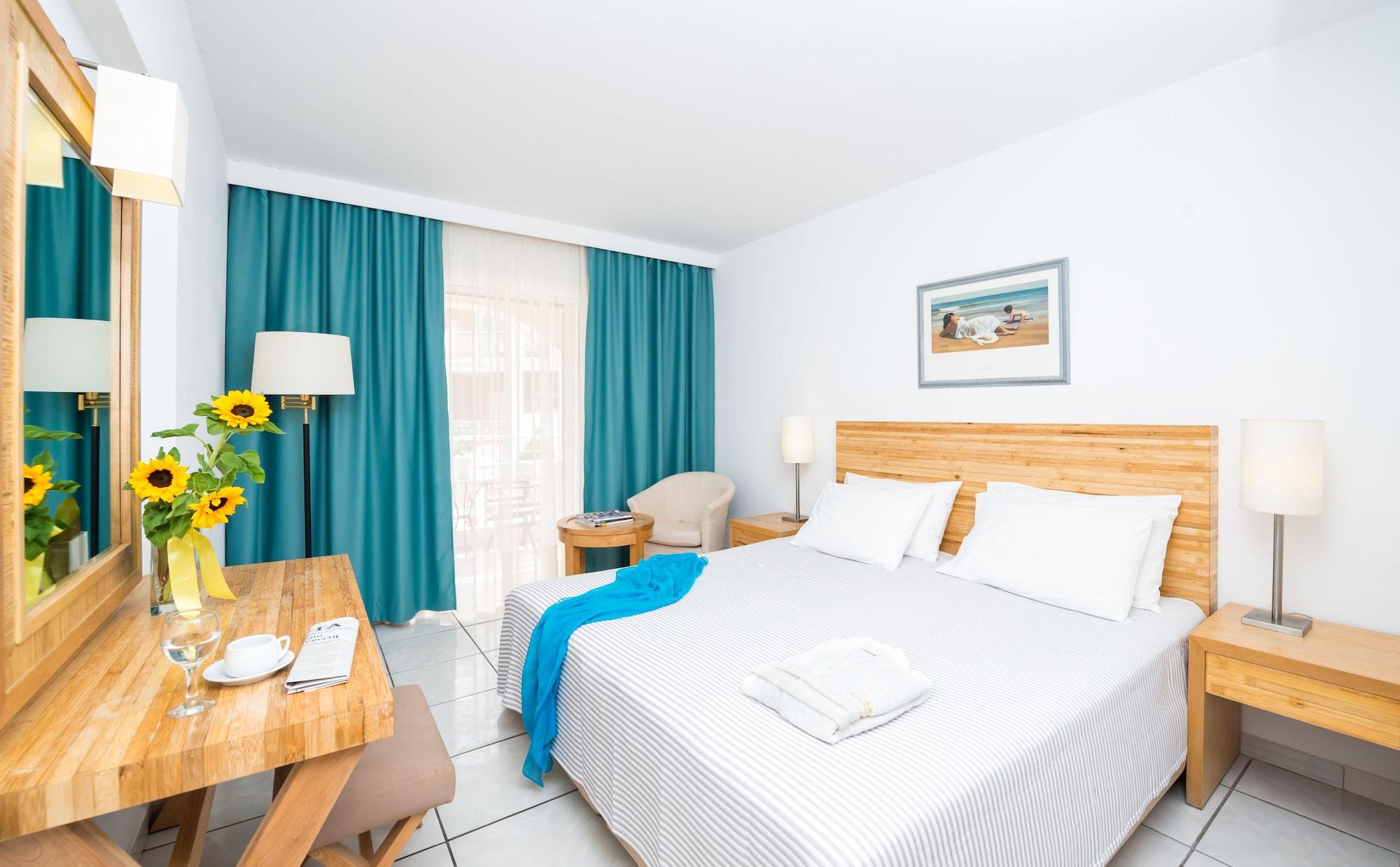 Bitzaro Palace Hotel Kalamaki  Luaran gambar